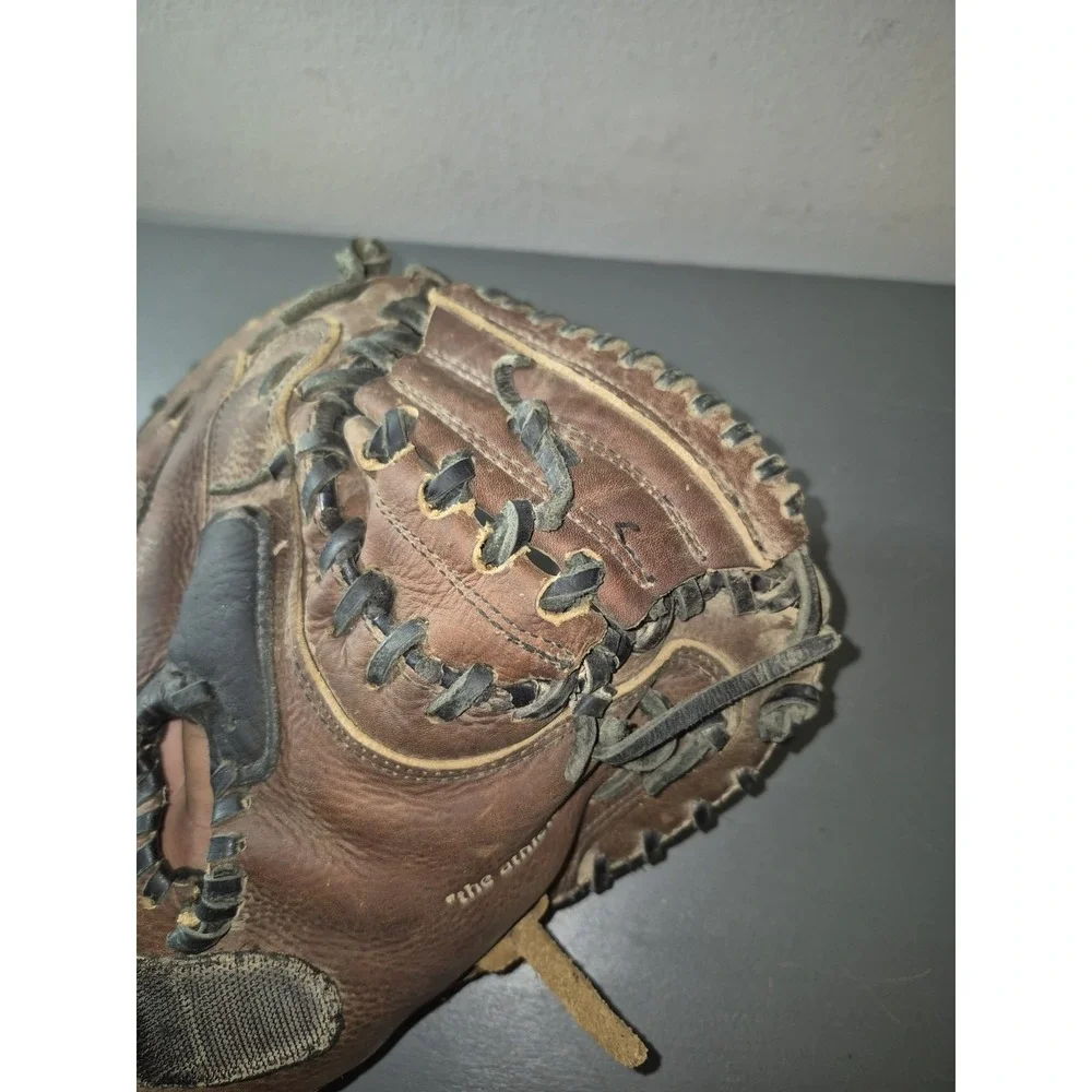 MacGregor MCCM200X Baseball Catchers‎ Glove Mitt Full Grain Leather RHT 33